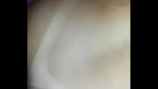 Vizinha do bumbum guloso socando muito gostosinho na piroca enorme