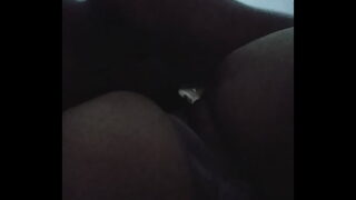 Casada cavala requebrando tomando pica no cu guloso